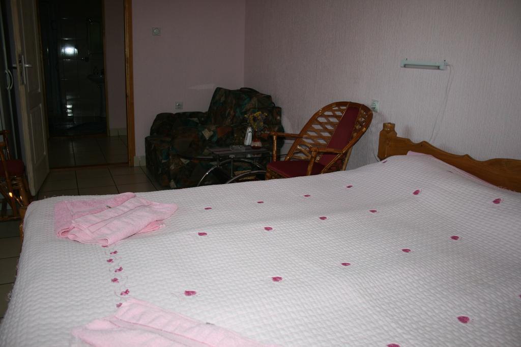 Sobe Rooms Szobak Zimmer Kis Palic Ngoại thất bức ảnh